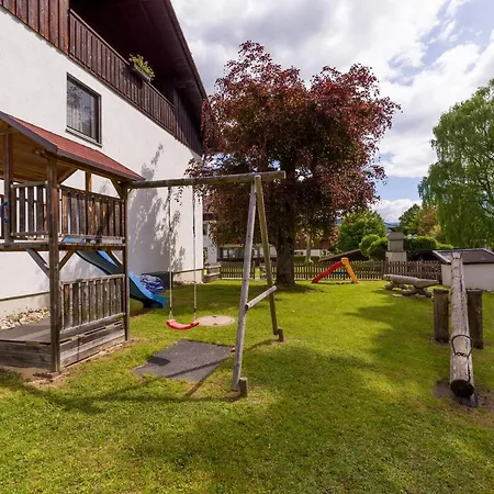 Apartment Fewo Tatzelwurm A5 , Bergblick, Schwimmbad, Sauna, Smart Tv55, Aussergewohnlich